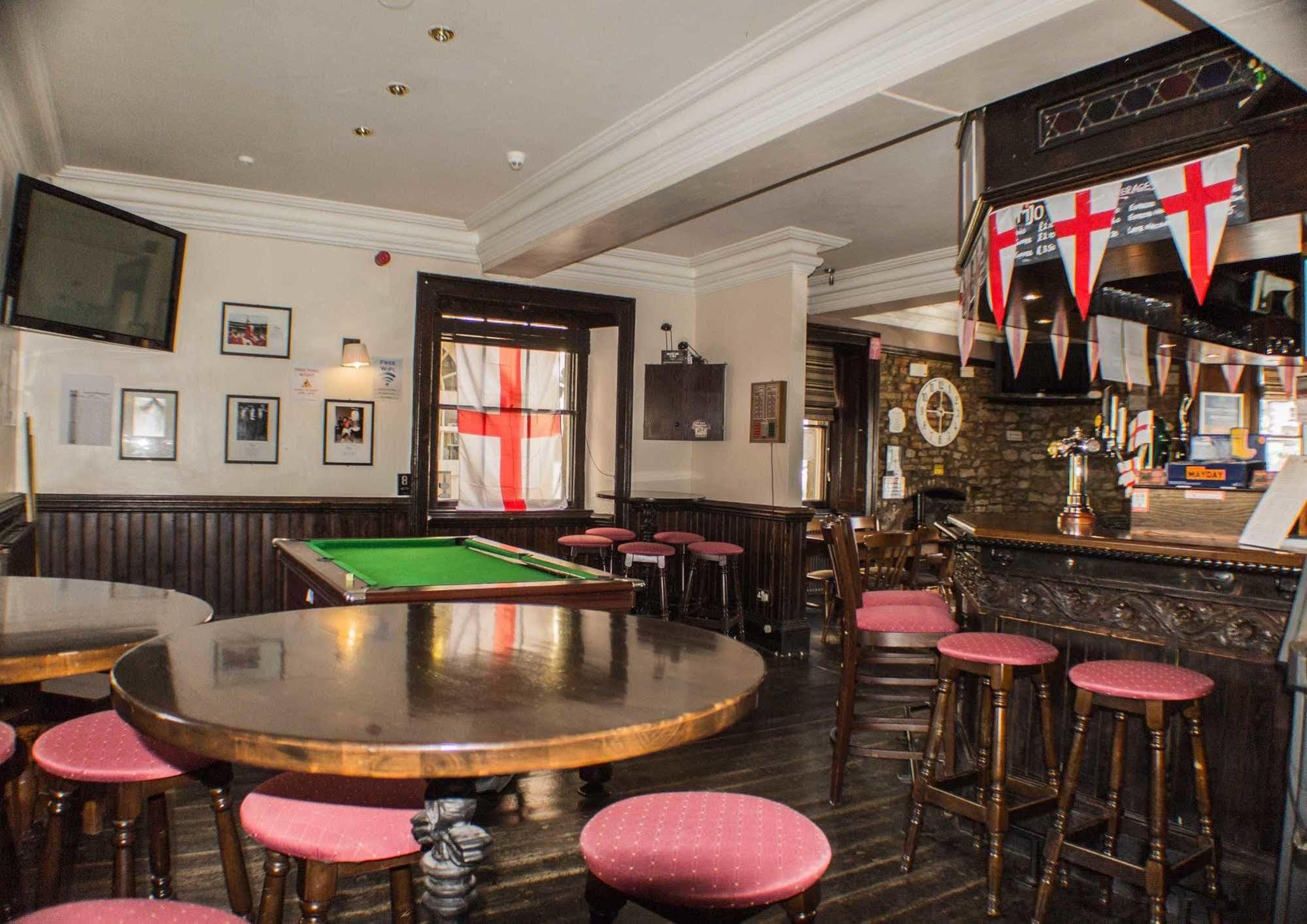 The Royal Oak Hotel Helmsley Exterior photo